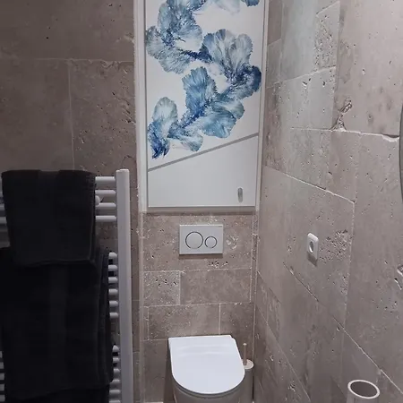 Apartament Adorable Vieil Antibes