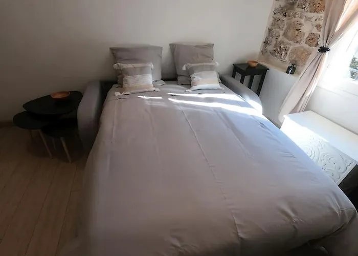 Adorable Vieil * Antibes